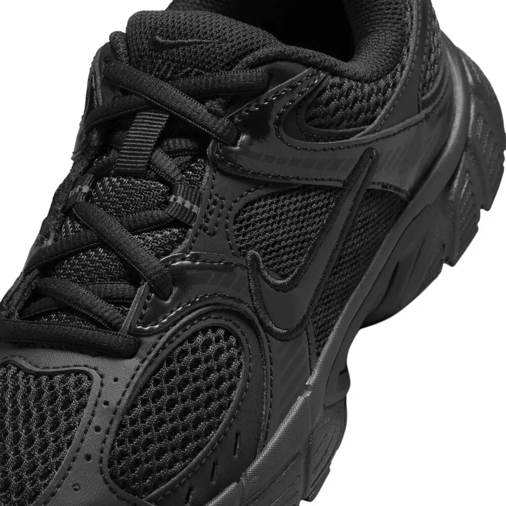 NWT Nike Big Kids' V5 RNR Shoes, Black/Black-Anthracite, 6Y